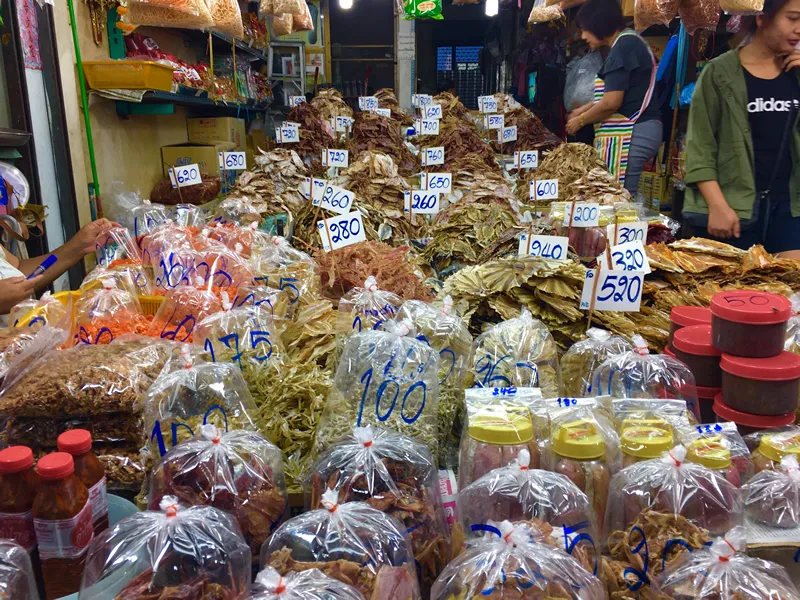 Pak Nam Market Ratchawaram Ratchaworamawihan, Bangkok, Thailand